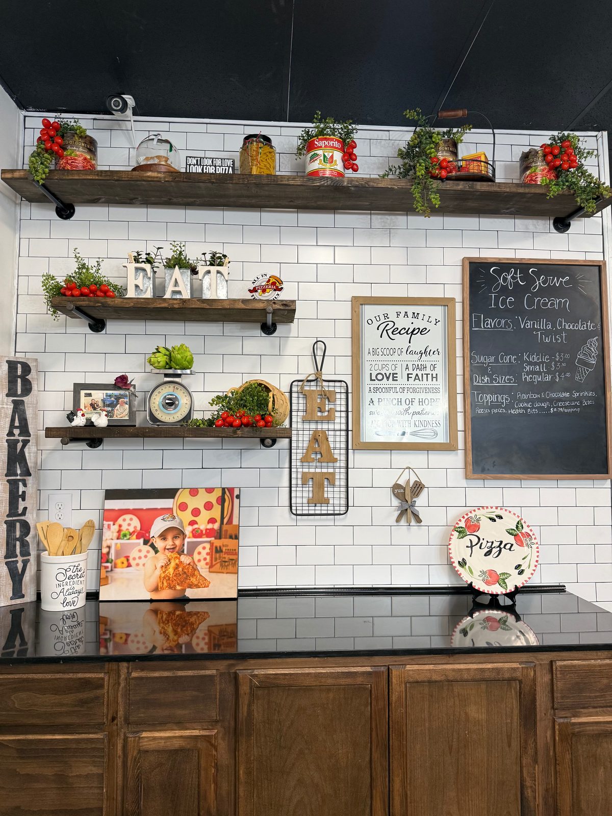 Welcome to All In The Family Pizzeria